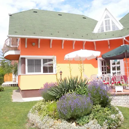 Holiday 13 Tatil Evi Balatonmáriafürdő